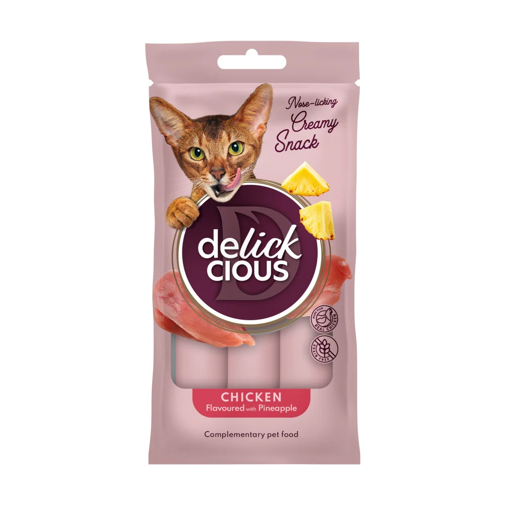 Кремові ласощі Delickcious Creamy Snack для котів з куркою та ананасом - 1 шт